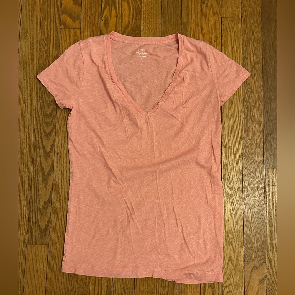 Women’s J.Crew Pink V-Neck Top small